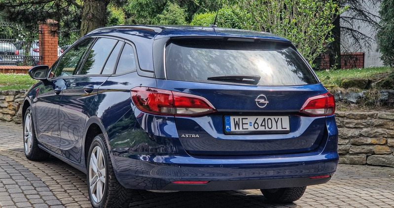 Opel Astra cena 39900 przebieg: 171500, rok produkcji 2020 z Lublin małe 497